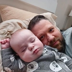 Meet your Posher, Adam